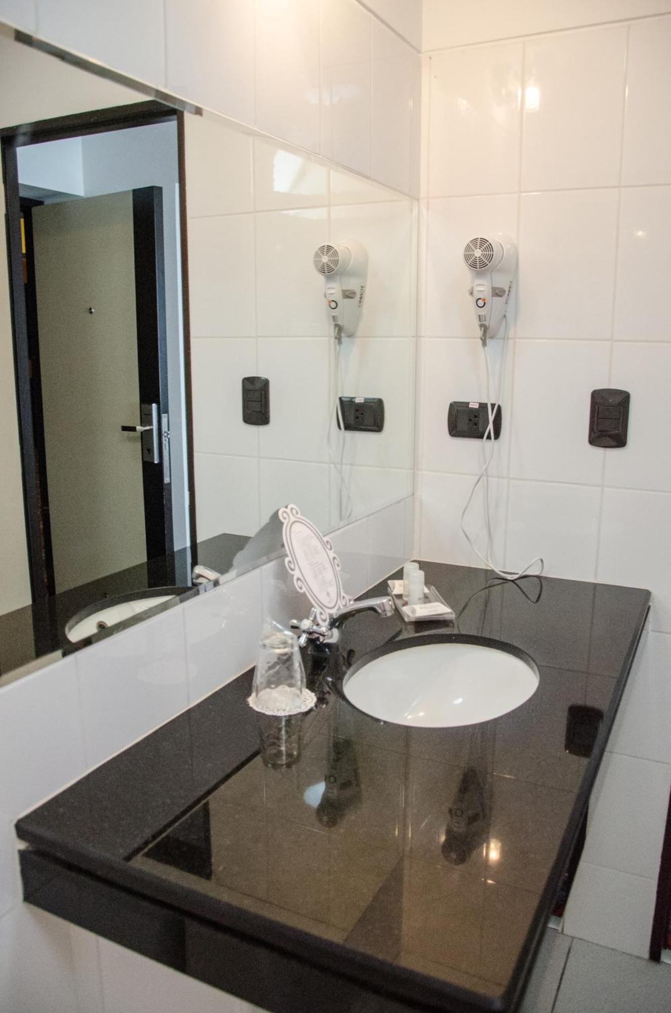 Hotel Britania Miraflores Lima Szoba fotó
